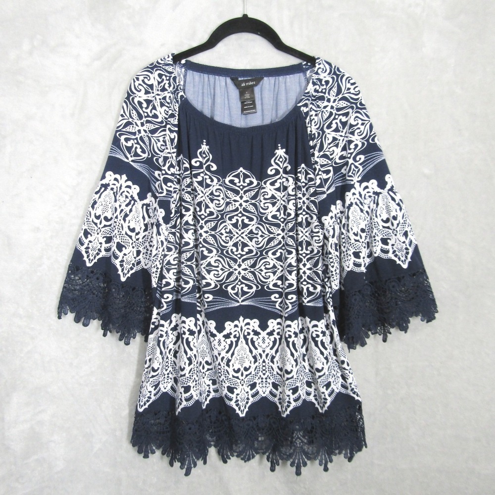 Ali Miles Womens Top Size S Navy Blue White Pattern Bell Sleeve Lace Trim Blouse
